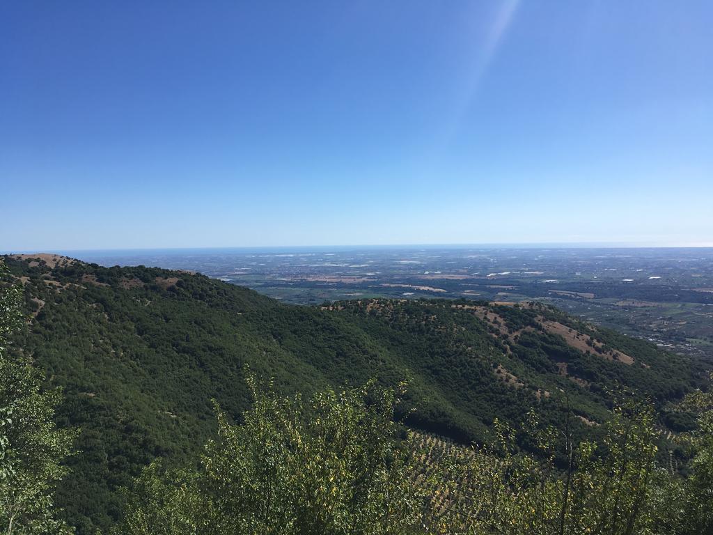 Locanda Dell'Arcangelo Rocca Massima Dış mekan fotoğraf